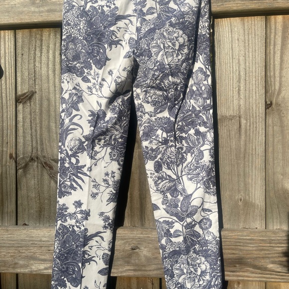 LOFT Print Pants in Blue and White SIZE OT - Picture 6 of 10